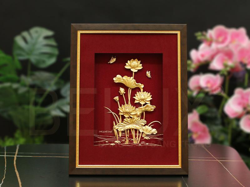 Ảnh Tranh Hoa Sen Dát Vàng 24k 39x30cm