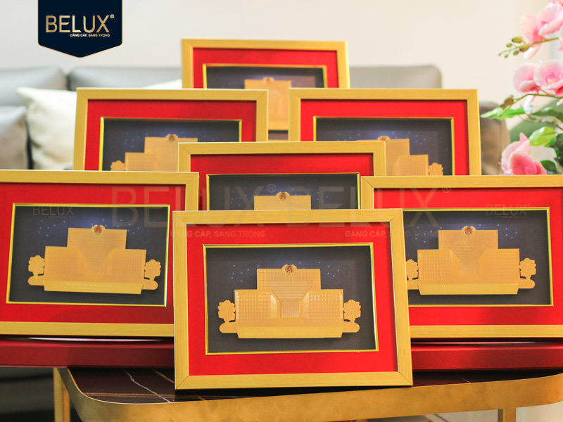 Ảnh Lô Tranh Tòa Nhà Bộ Công An 32x25cm bằng đồng mạ vàng 24k