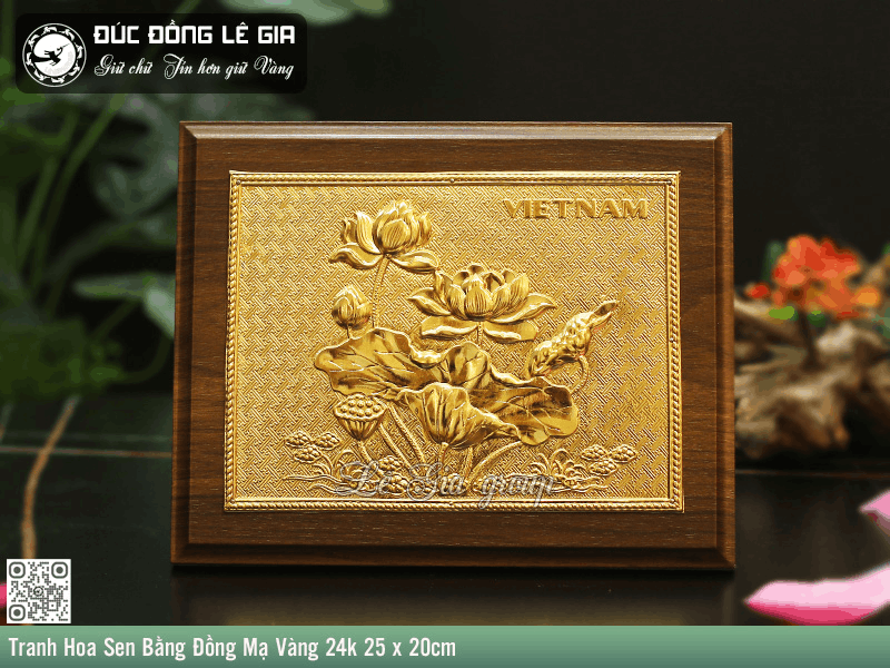 Tranh Hoa Sen bằng đồng mạ vàng 24k