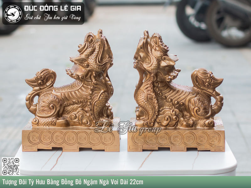 Vật phẩm phong thủy như Tỳ Hưu hay Cóc ngậm tiền là quà tặng kỷ niệm 5 năm thành lập rất độc đáo