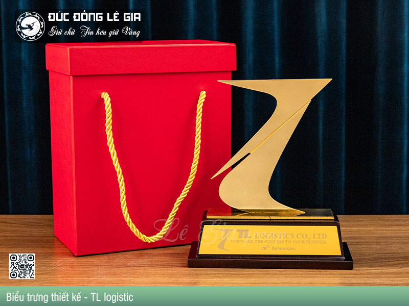 Kỷ niệm chương bằng đồng đúc nổi mang lại cảm giác bền bỉ và trường tồn