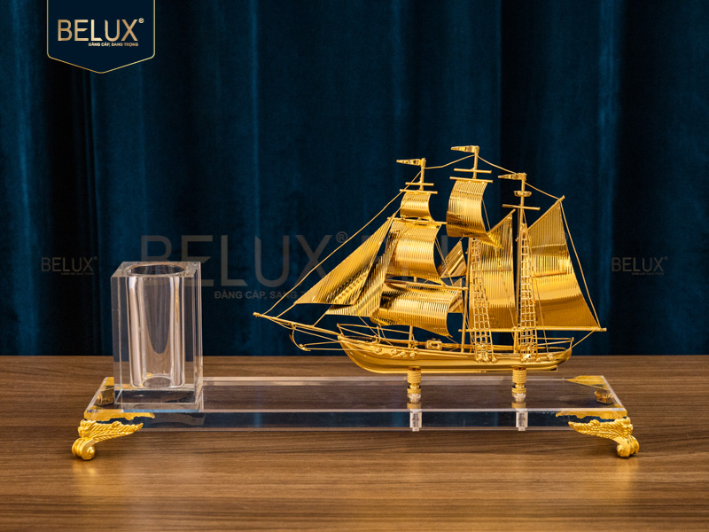 Ảnh Đế bút thuận buồm xuôi gió mạ vàng 24k 34x10x20cm
