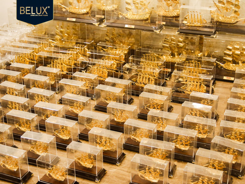 Ảnh Mô hình thuyền Gelux 31x12x22cm mạ vàng 24k