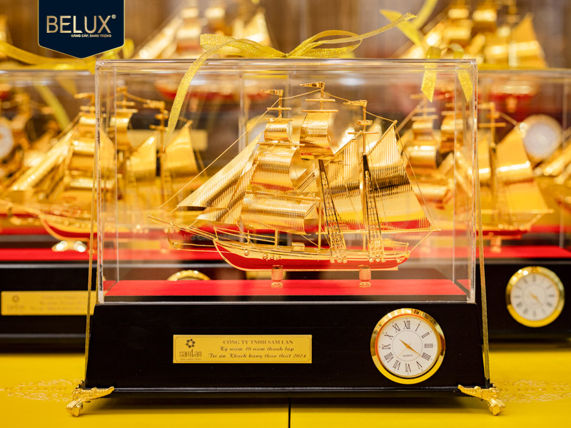 Ảnh Lô thuyền đồng hồ Sam Lan 36x31x12cm mạ vàng 24k