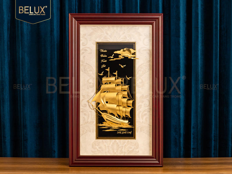 Ảnh Tranh Thuyền Thuận Buồm Xuôi Gió Dát Vàng 24k 65x40cm