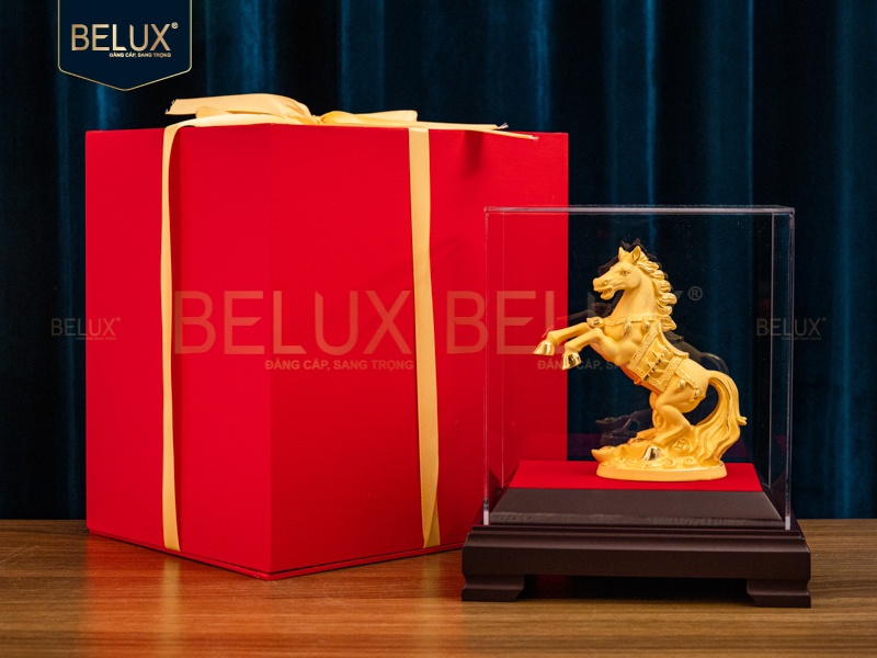 Ảnh Tượng Ngựa Mã Đáo vàng cát 10x5x13cm