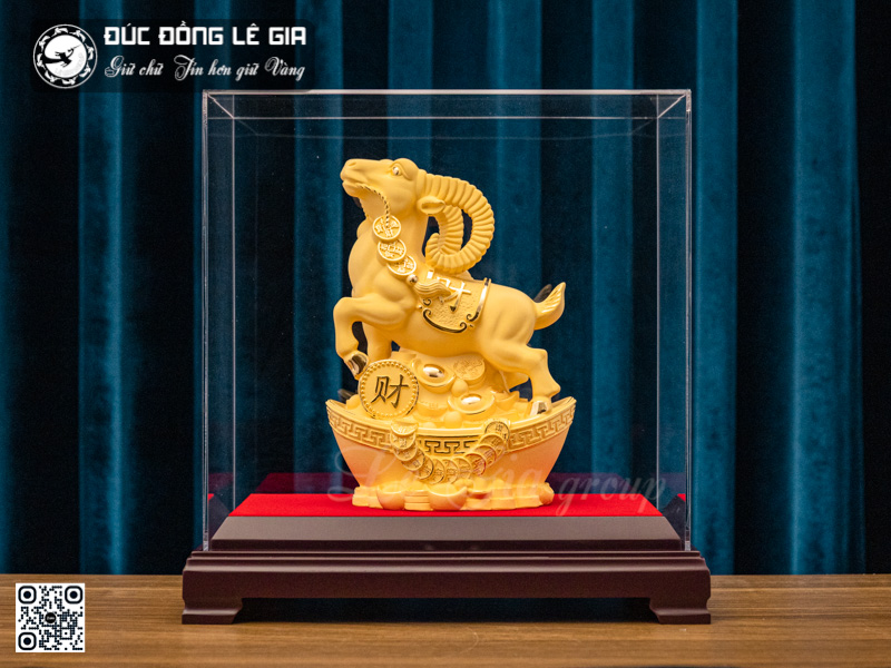 Tượng Dê Bằng Đồng Mạ Vàng