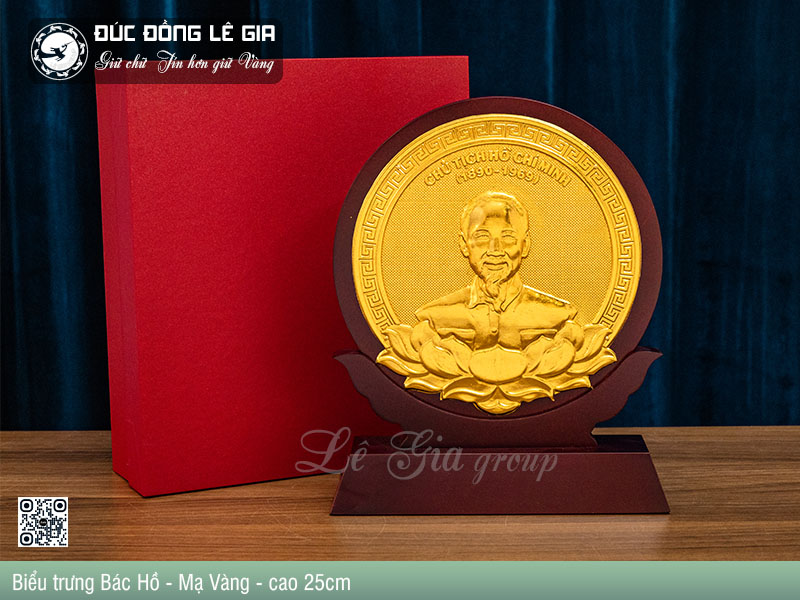 Biểu trưng Bác Hồ Bằng Đồng Mạ Vàng - cao 25cm