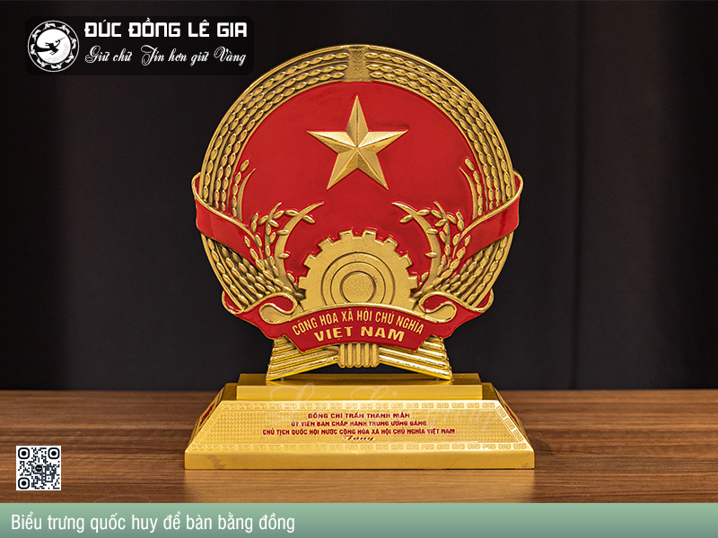 Biểu trung quốc huy để bàn bằng đồng