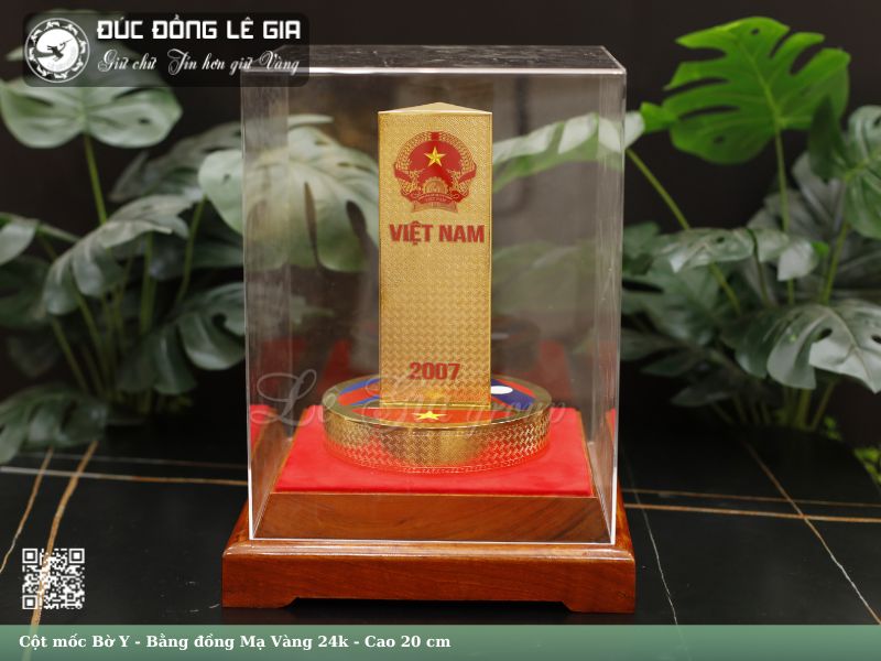 Cột Mốc Bờ Y Bằng Đồng Mạ Vàng 24k