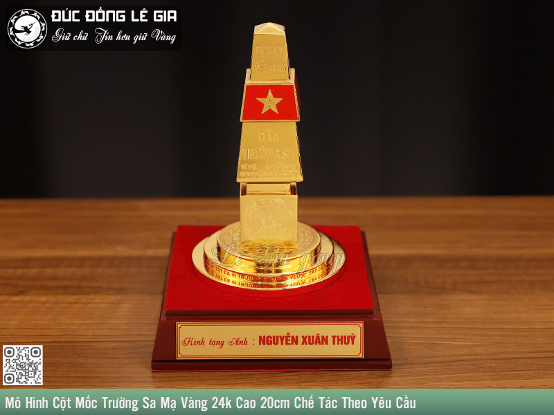 Mô Hình Cột Mốc Trường Sa Mạ Vàng 24k Cao 20cm Chế Tác Theo Yêu Cầu