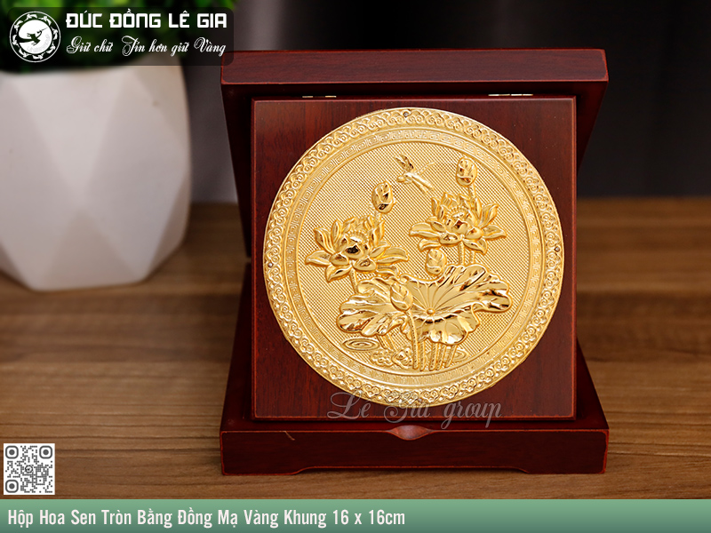 Hộp Hoa Sen Tròn Bằng Đồng Mạ Vàng Khung 16 x 16cm