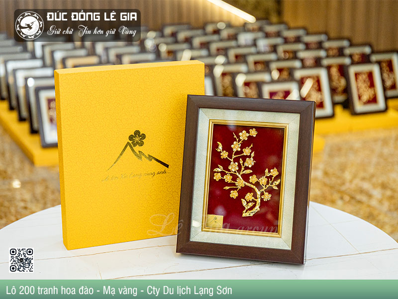 Lô 200 tranh hoa đào - Mạ vàng - Cty Du lịch Lạng Sơn
