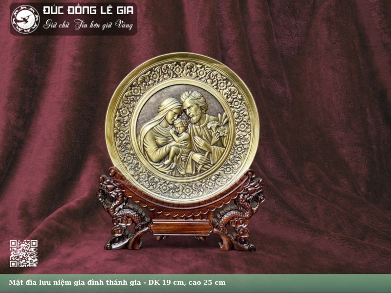 Mặt đĩa lưu niệm gia đình Thánh Gia- M02