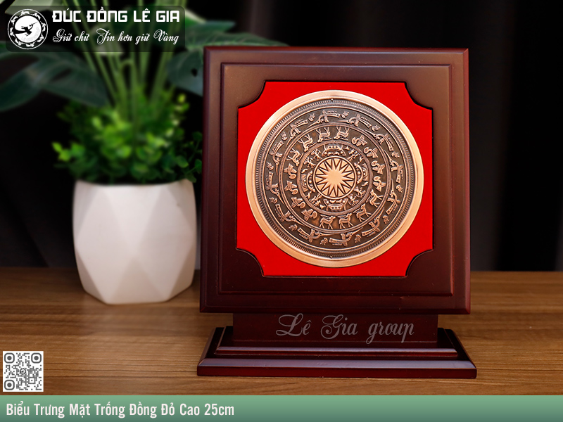Biểu Trưng Mặt Trống Đồng Đỏ Cao 25cm
