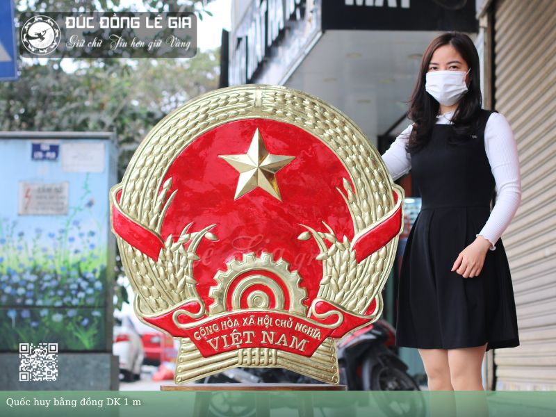 Quốc huy bằng đồng đường kính 1m