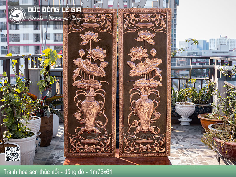 Tranh đôi hoa sen bằng đồng đỏ - 1m73 x 61cm