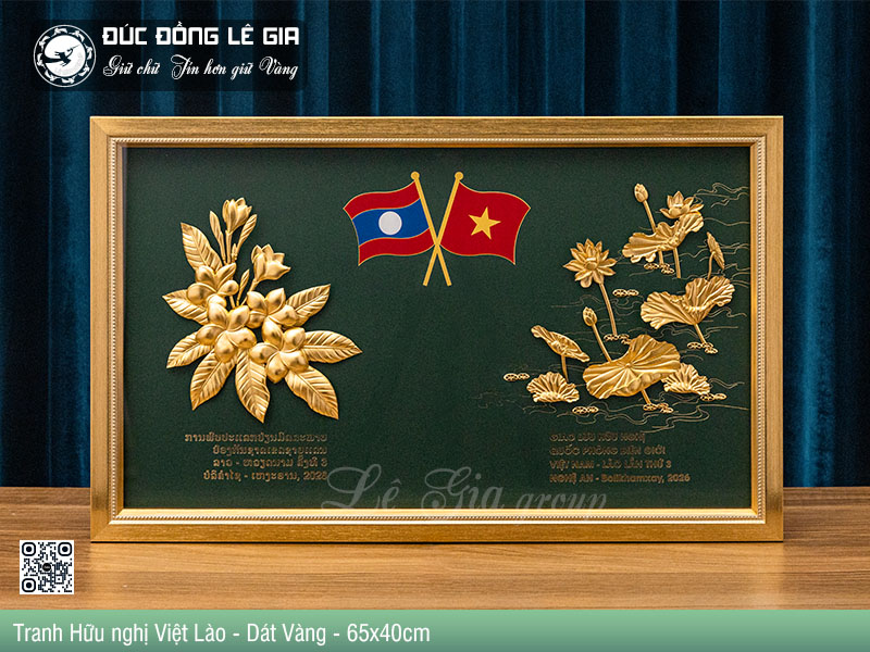 Tranh Hữu nghị Việt Lào - Dát Vàng