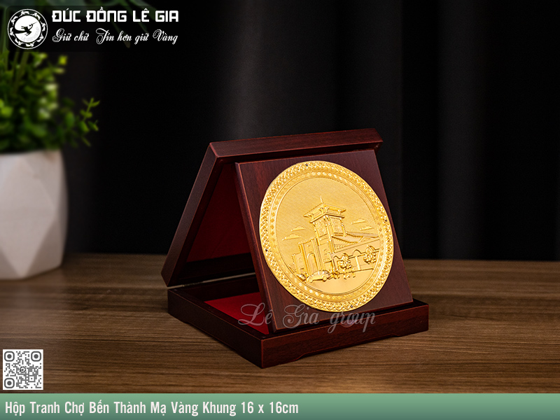 tranh-qua-tang-cho-ben-thanh-ma-vang