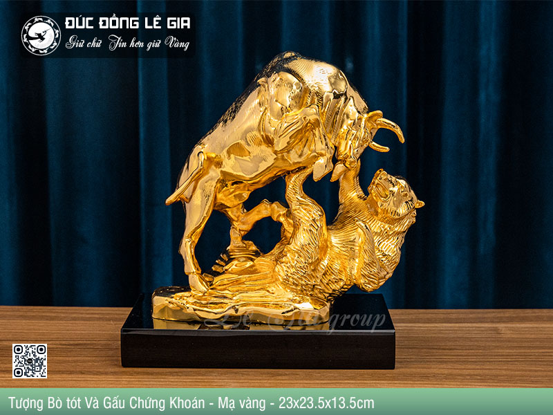 Tượng Bò Và Gấu Chứng Khoán - Mạ vàng - 23x23.5x13.5