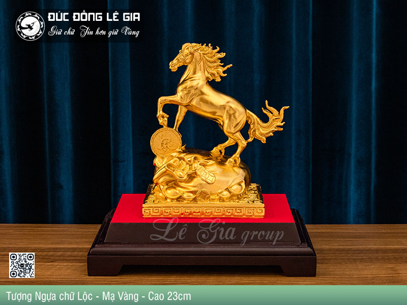 Ảnh Tượng Ngựa Chiêu Lộc Mạ Vàng 24K – Biểu Tượng Tài Lộc & Thành Công Bền Vững