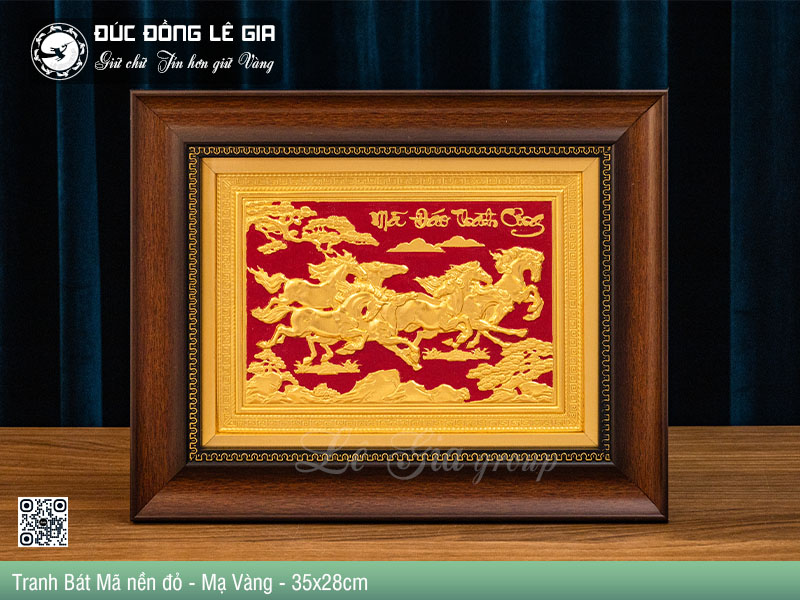 Tranh Bát Mã Khắc họa hình ảnh 8 chú ngựa phi nước đại bền bỉ và mạnh mẽ