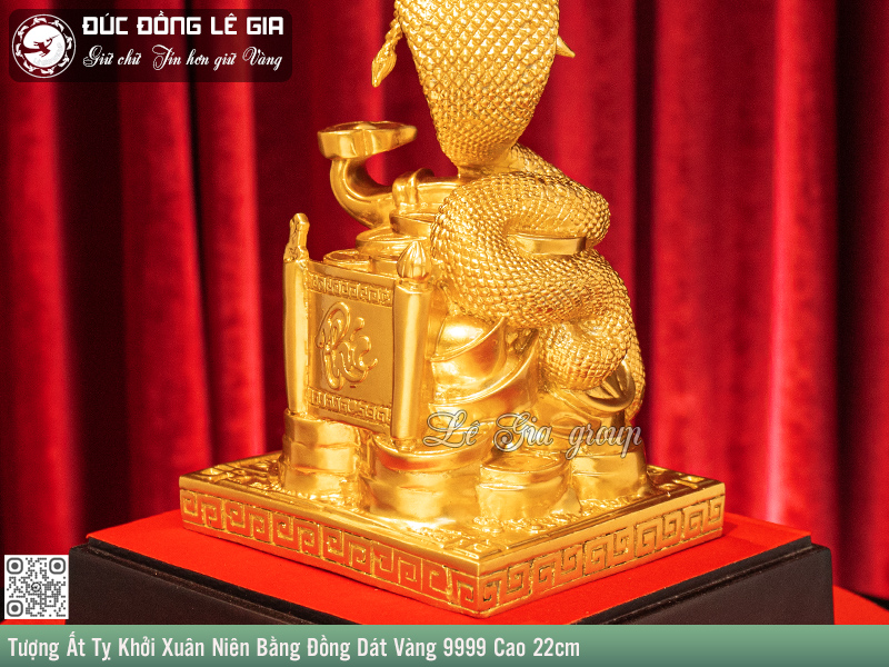 tuong ran chu phuc dat vang 2025