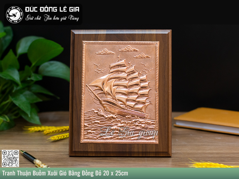 Tranh Thuận Buồm Xuôi Gió Bằng Đồng Đỏ Khung Gỗ 25 x 20cm