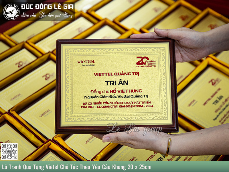 Ảnh Lô Tranh Quà Tặng Vietel Chế Tác Theo Yêu Cầu Khung 20 x 25cm