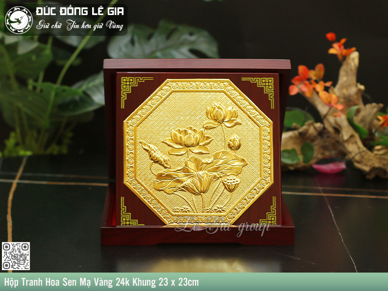 Ảnh Hộp Mặt Đĩa Hoa Sen Lục Giác mạ vàng 24k 23 x 23cm