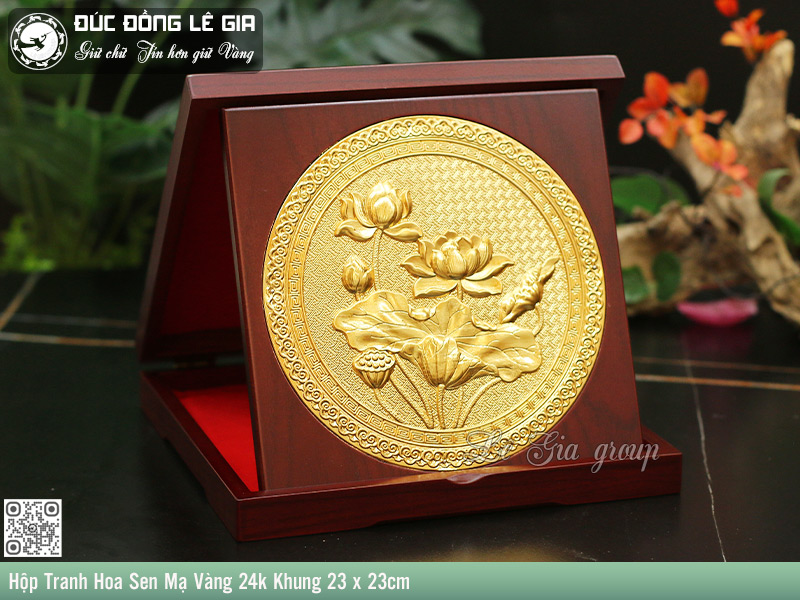 Ảnh Hộp Quà Mặt Đĩa Hoa Sen mạ vàng 24k- Quà Tặng Sếp Nước Ngoài