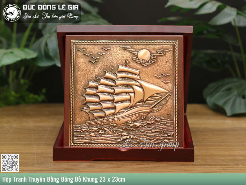 Ảnh Hộp Tranh Thuyền Bằng Đồng Đỏ Khung 23 x 23cm