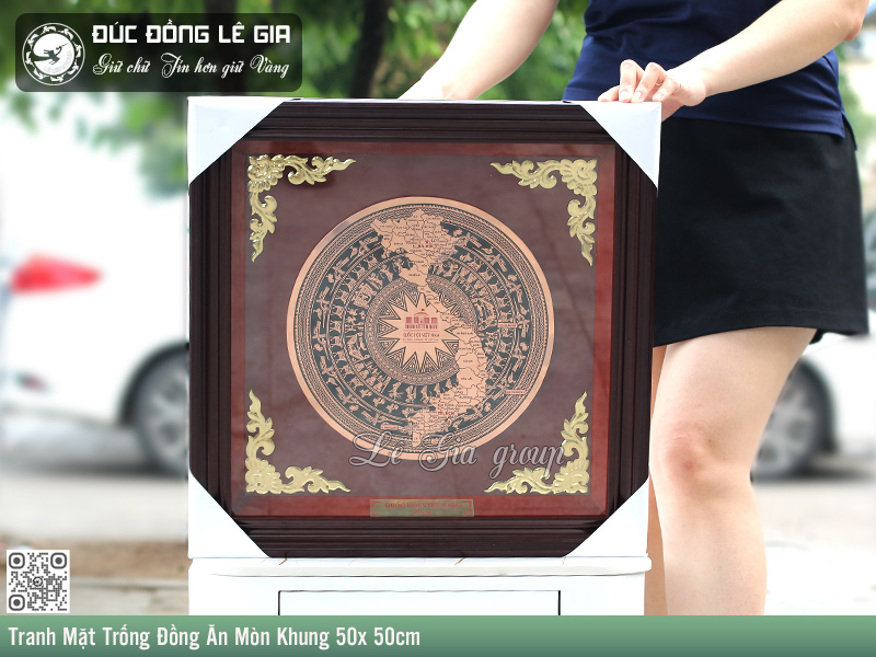 Tranh Mặt Trống Đồng Quốc Hội Ăn Mòn Khung 50x 50cm