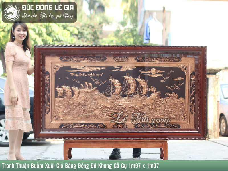 Tranh Thuận Buồm Xuôi Gió bằng đồng đỏ khung gỗ gụ 1m97 x 1m07